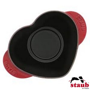 Caçarola Coração 20cm Cereja Staub Specialties de Ferro Fundido