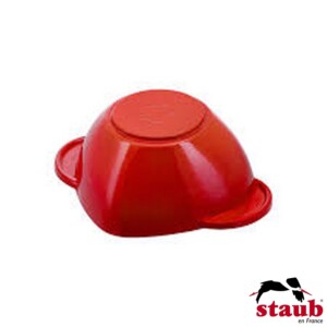 Caçarola Coração 20cm Cereja Staub Specialties de Ferro Fundido