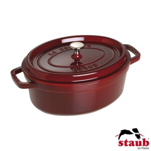 Caçarola Oval 23cm Vermelha Granada Staub La Cocotte de Ferro Fundido