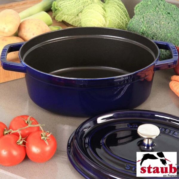 Caçarola Redonda Baixa 26cm Azul Marinho Staub La Cocotte de Ferro Fundido