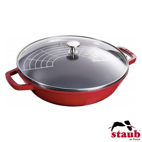 Wok com Tampa de Vidro 30cm Cereja Staub Specialties de Ferro Fundido