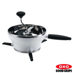 Passador de Vegetais Oxo 2,2 litros de Aço Inox Cor Branca