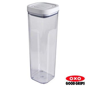 Pote Quadrado 2,2 litros Oxo Pop com Fechamento Hermético