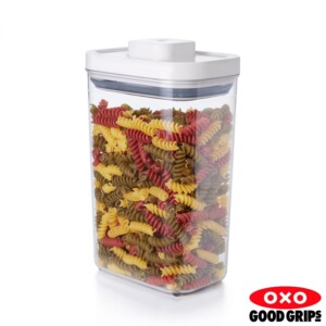 Pote Retangular 2,5 litros Oxo Pop Softworks com Fechamento Hermético