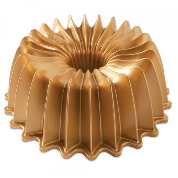 Fôrma para Bolo Nordic Ware Brilliance Bundt Redonda 26cm Dourada de Alumínio Fundido